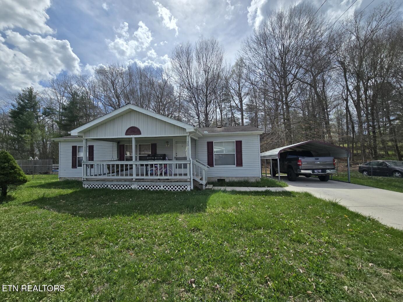 339 Edgewood Boulevard Oneida, TN 37841 - Photo 1 of 34 20260402_152909