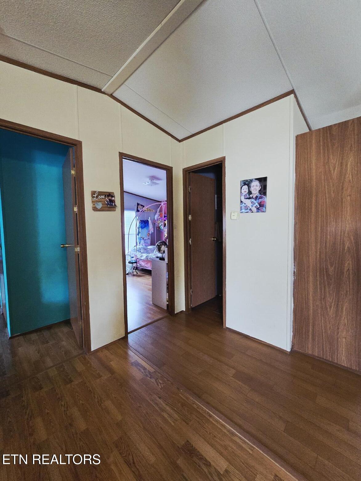 339 Edgewood Boulevard Oneida, TN 37841 - Photo 17 of 34 20260402_153913