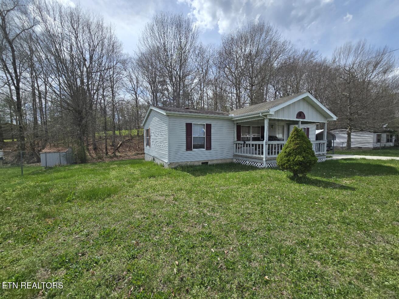 339 Edgewood Boulevard Oneida, TN 37841 - Photo 27 of 34 20260402_152942