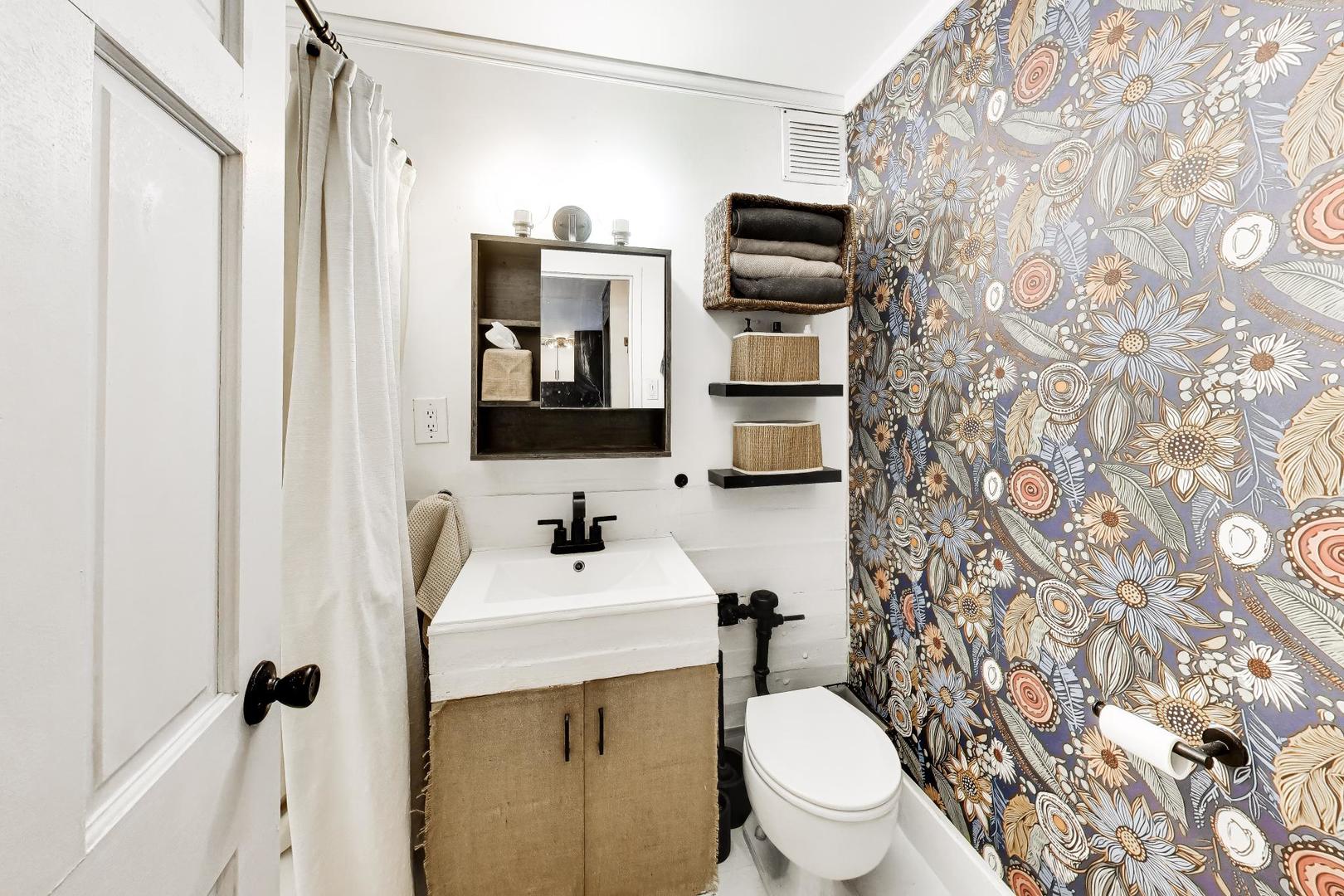 700 West Bittersweet Place, Unit 210 Chicago, IL 60613 - Photo 15 of 20