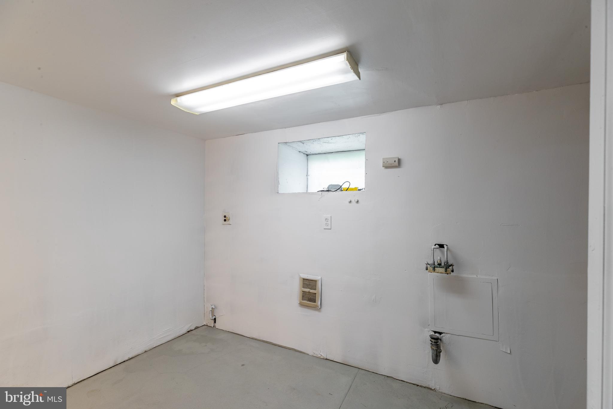 17 Ridley Avenue Aldan, PA 19018 - Photo 40 of 57 Basement Lower Level Laundry Plmbing