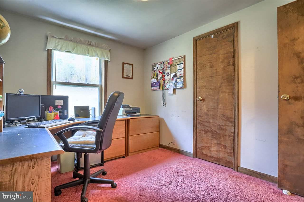 1538 Marburg Road Spring Grove, PA 17362 - Photo 14 of 36