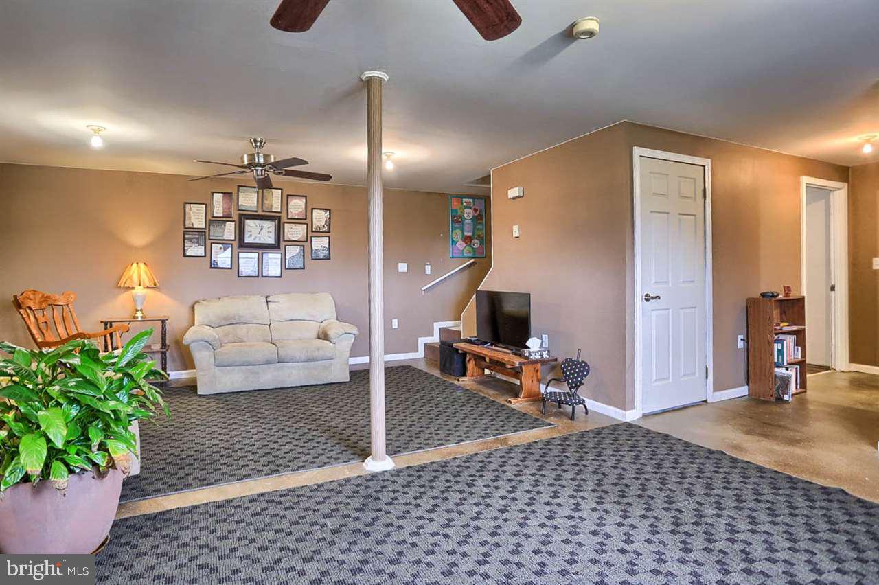 1538 Marburg Road Spring Grove, PA 17362 - Photo 17 of 36
