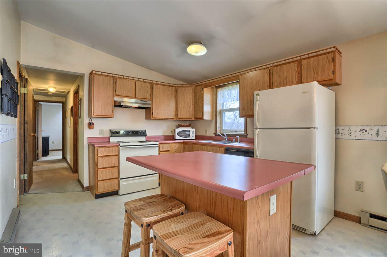1538 Marburg Road Spring Grove, PA 17362 - Photo 9 of 36