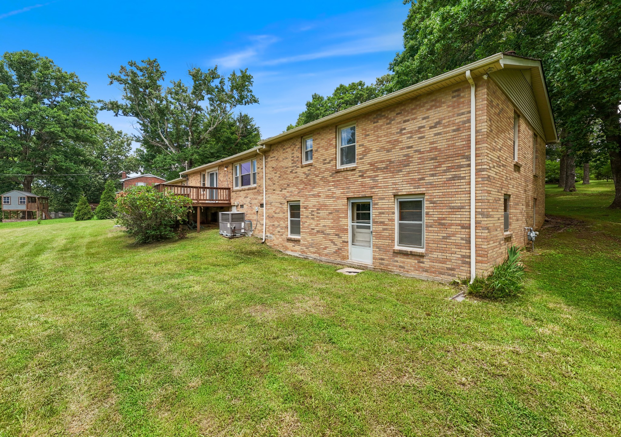 2054 Ridgecrest Circle Dickson, TN 37055 - Photo 39 of 42