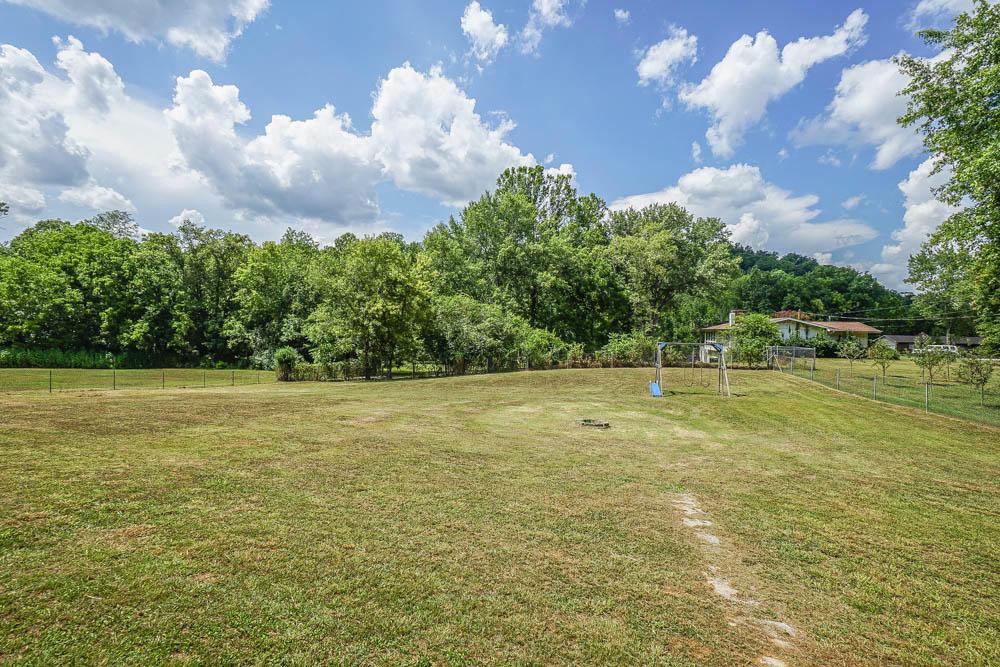 859 Knight Road Knoxville, TN 37920 - Photo 32 of 40 DSC08635