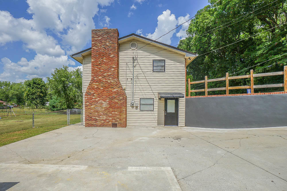 859 Knight Road Knoxville, TN 37920 - Photo 38 of 40 DSC08645