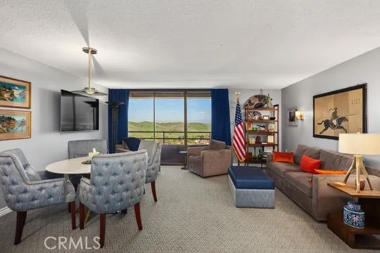 $249,900 | 24055 Paseo Del Lago, Unit 1207, Laguna Woods, CA 92637