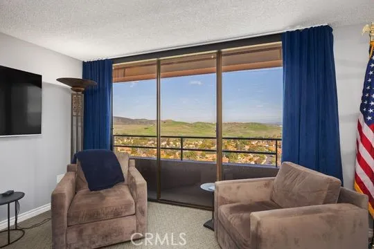 $249,900 | 24055 Paseo Del Lago, Unit 1207, Laguna Woods, CA 92637