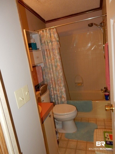 1556 Valencia Drive Lillian, AL 36549 - Photo 19 of 28 Guest Bath