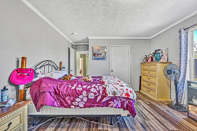 a house view with a outdoor space