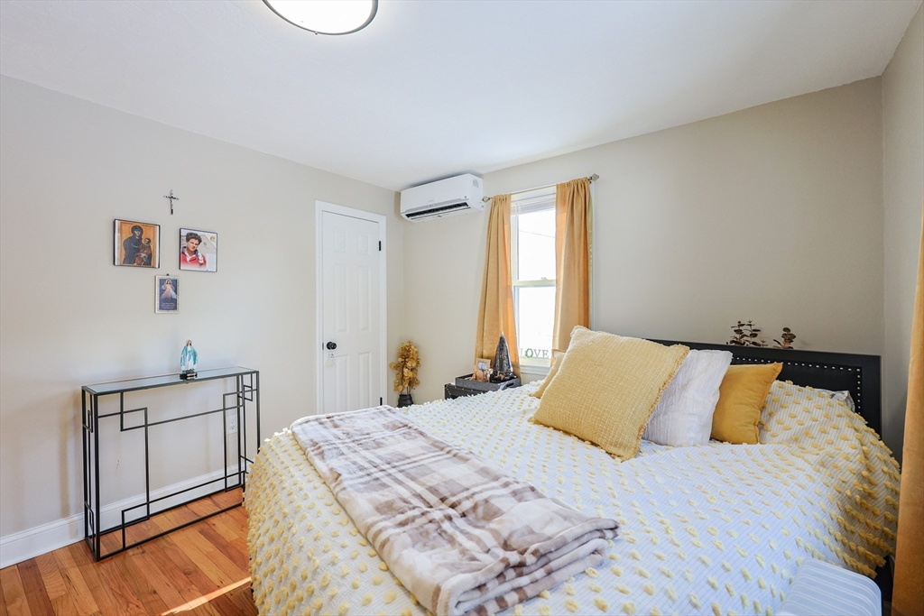 158 Chester Street Worcester, MA 01605 - Photo 19 of 42