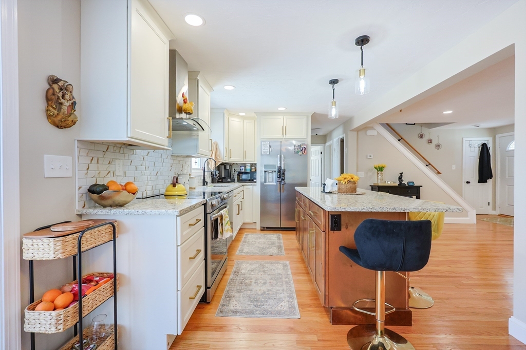 158 Chester Street Worcester, MA 01605 - Photo 9 of 42