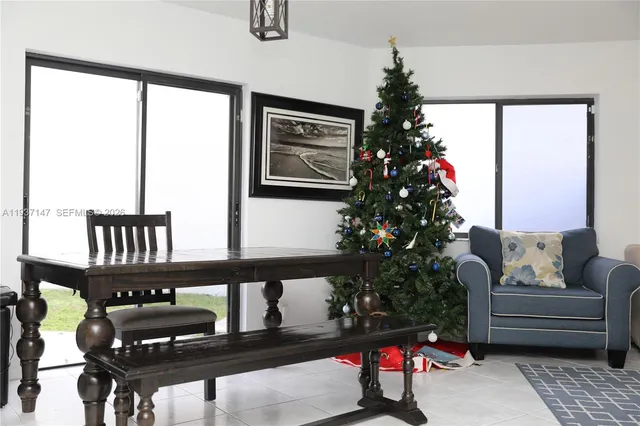 $3,200 | 1131 Southwest 109th Avenue, Pembroke Pines, FL 33025