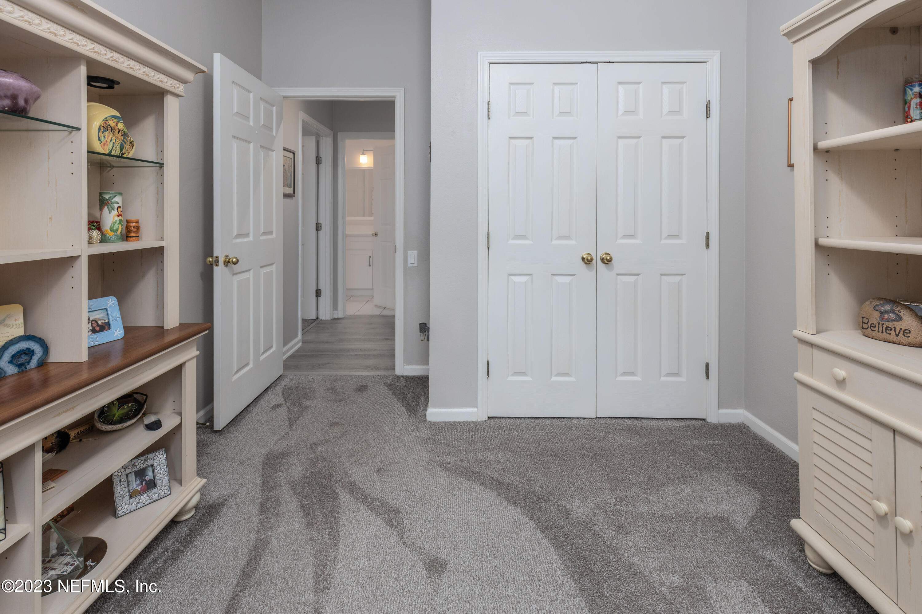 10550 Baymeadows Road, Unit 224 Jacksonville, FL 32256 - Photo 12 of 36 10550 Baymeadows Rd #224 Guest Room-2