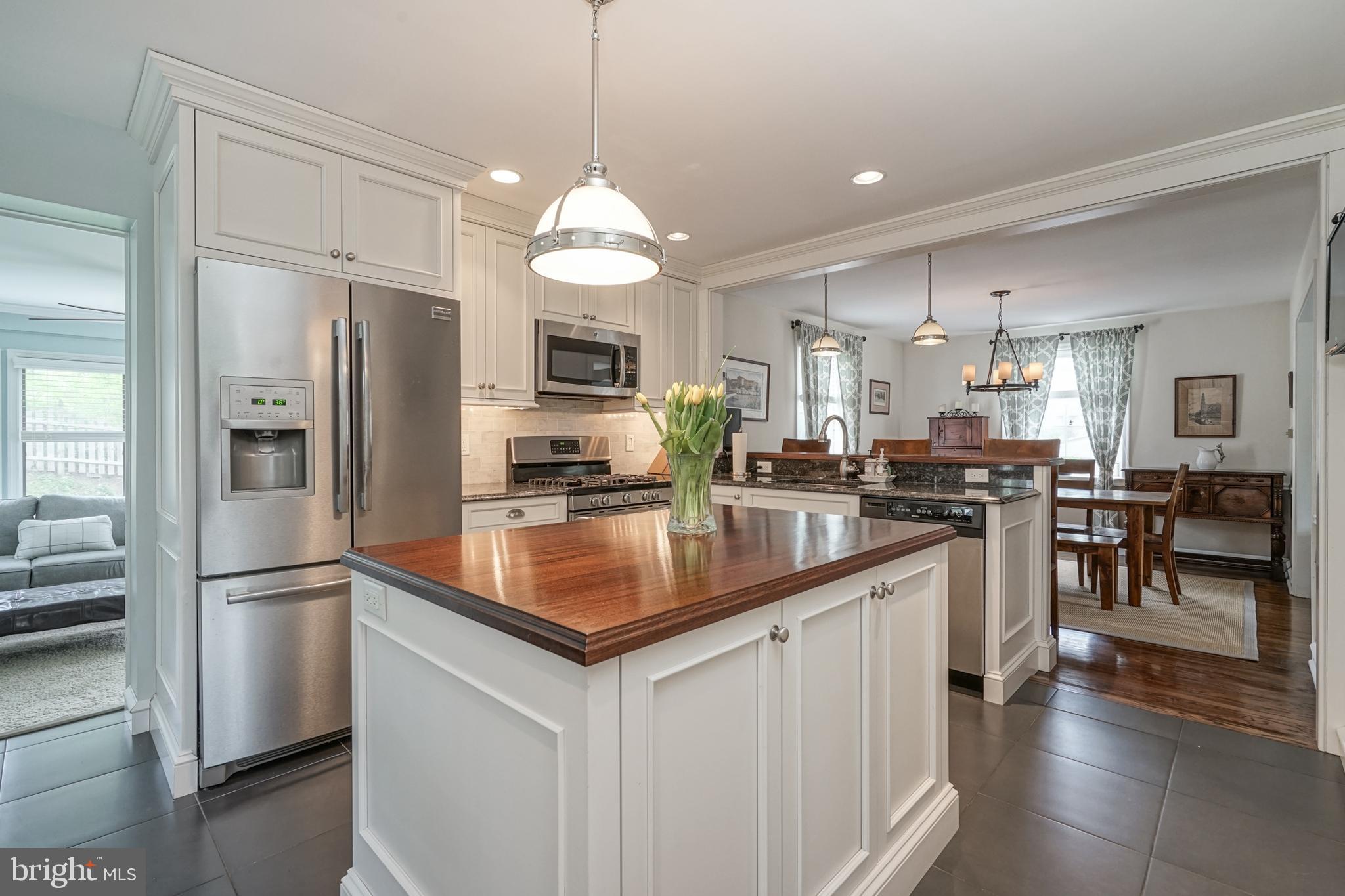 517 Fox Road Glenside, PA 19038 - Photo 2 of 35 Gallery Image 2