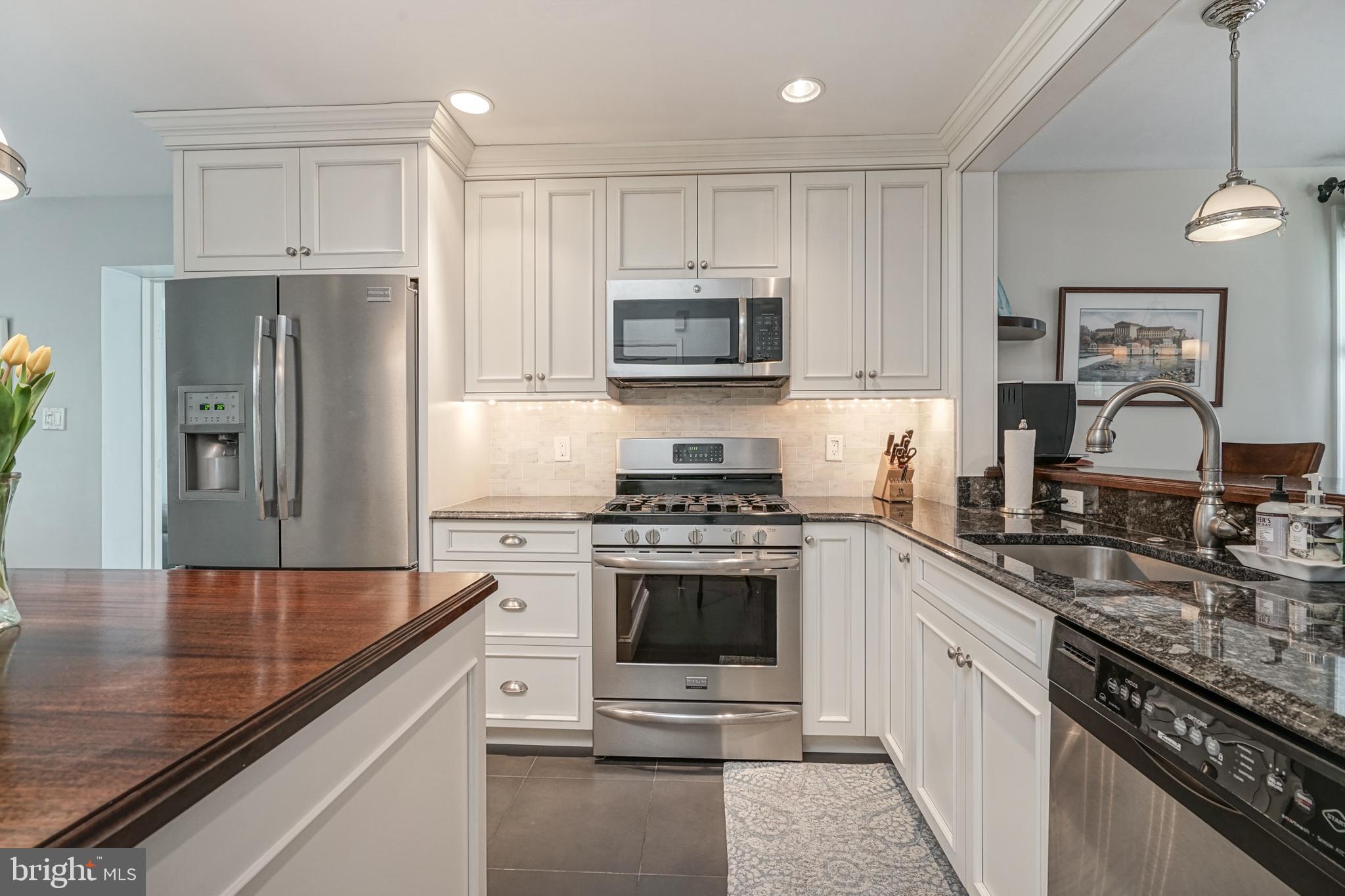 517 Fox Road Glenside, PA 19038 - Photo 3 of 35 Gallery Image 3