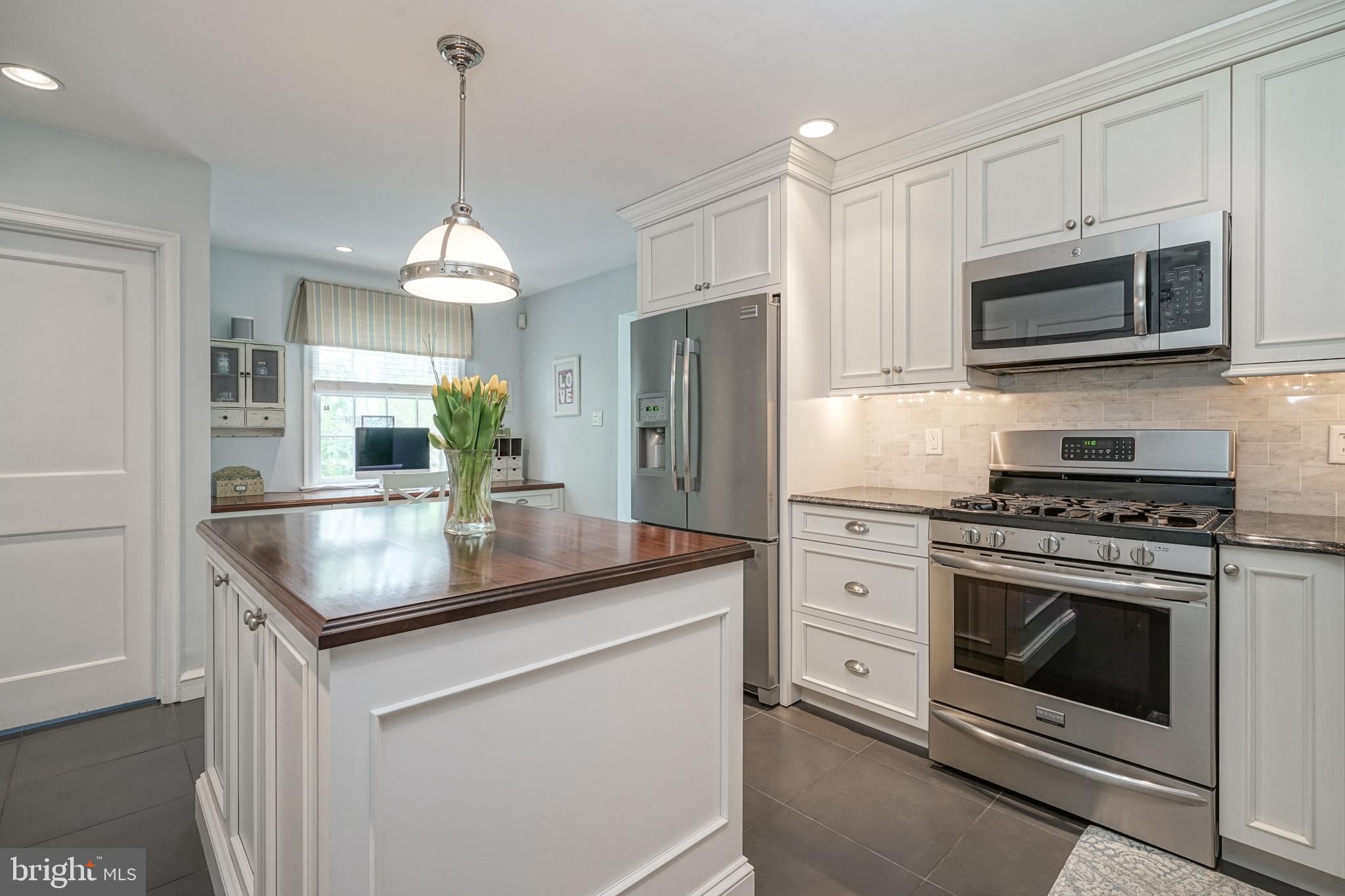 517 Fox Road Glenside, PA 19038 - Photo 4 of 35 Gallery Image 4