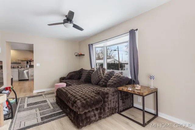 $299,900 | 544 Homestead Avenue, Holland, MI 49423