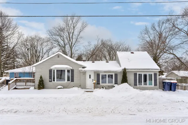 $299,900 | 544 Homestead Avenue, Holland, MI 49423