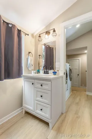 $299,900 | 544 Homestead Avenue, Holland, MI 49423