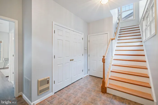 $749,999 | 528 Market Street East, Gaithersburg, MD 20878