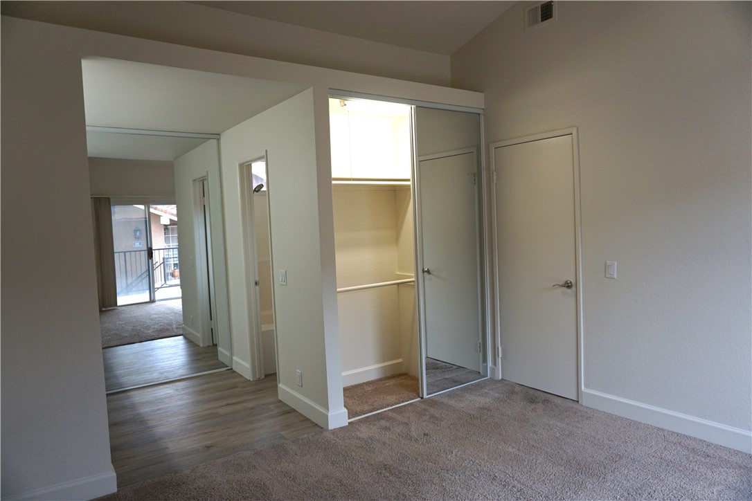 4 Vía Compania Rancho Santa Margarita, CA 92688 - Photo 17 of 37