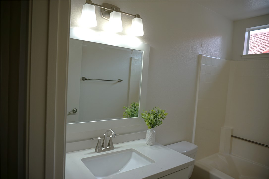 4 Vía Compania Rancho Santa Margarita, CA 92688 - Photo 29 of 37