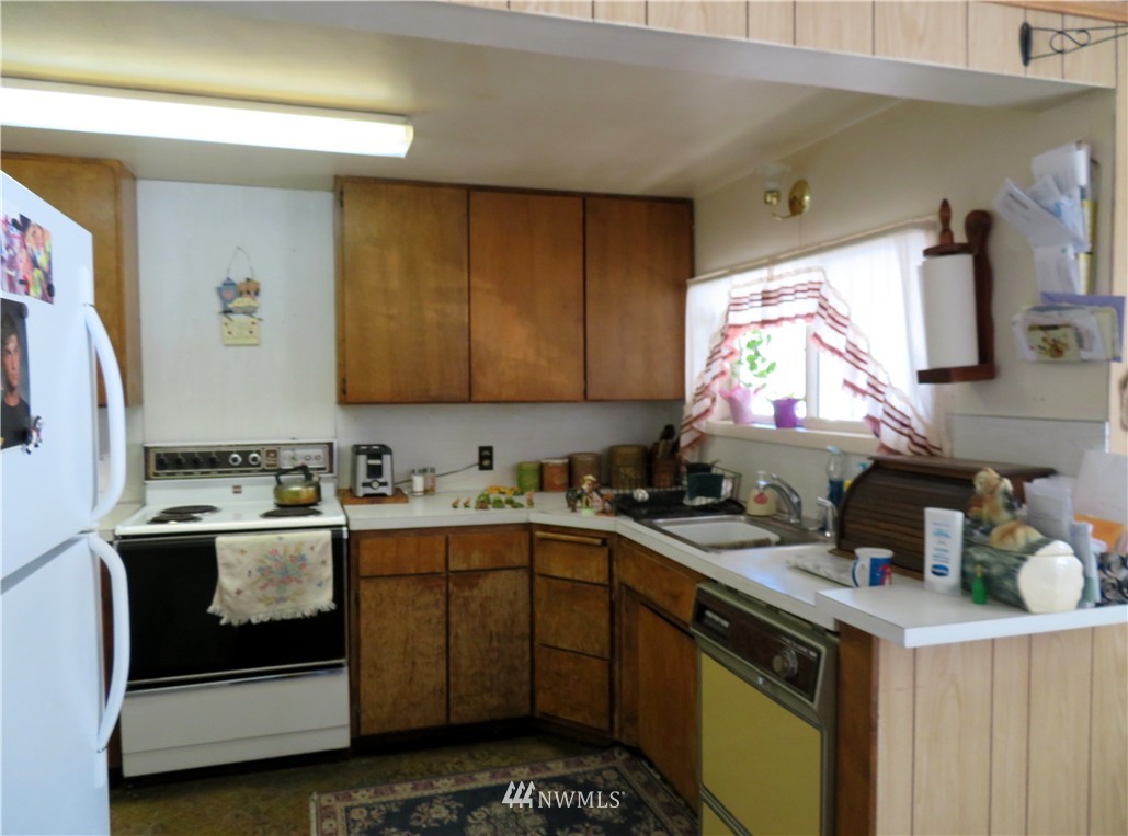 54 Klondike Road Republic, WA 99166 - Photo 2 of 22 Gallery Image 2