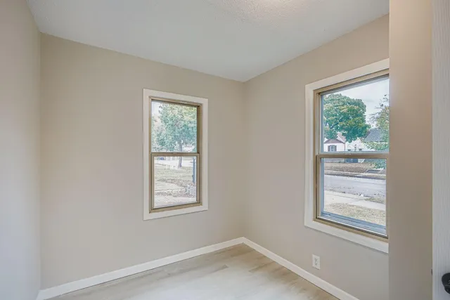 $2,650 | 4643 Emerson Avenue North, Minneapolis, MN 55412