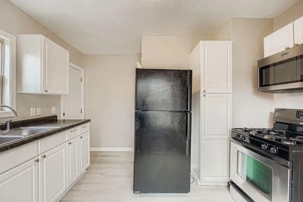 $2,650 | 4643 Emerson Avenue North, Minneapolis, MN 55412