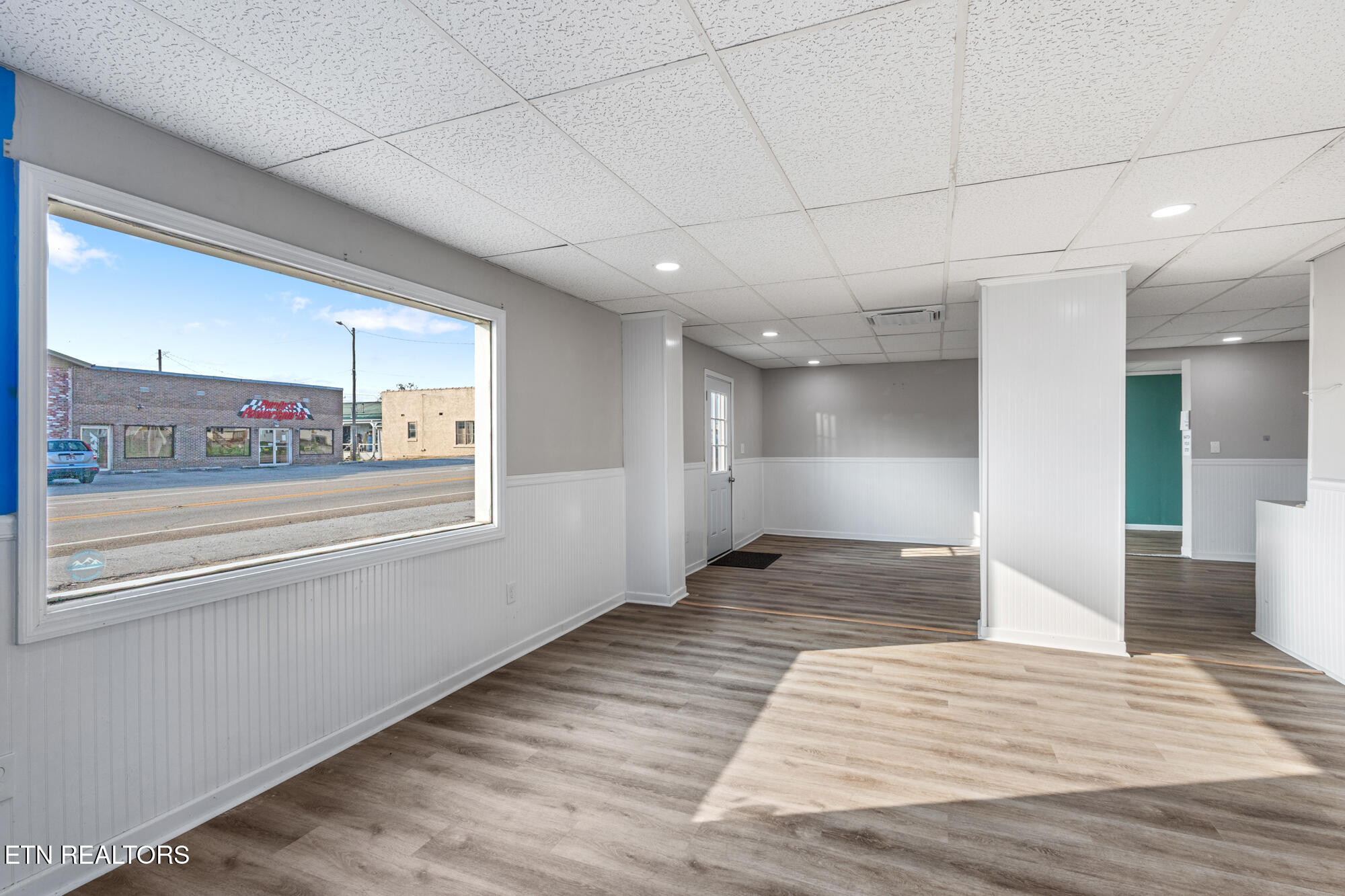 900 Mulberry Street, Unit B Loudon, TN 37774 - Photo 4 of 18 900 Mulberry Apt B-3