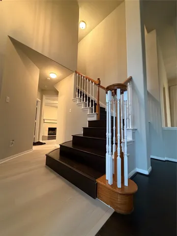 a view of entryway and hall