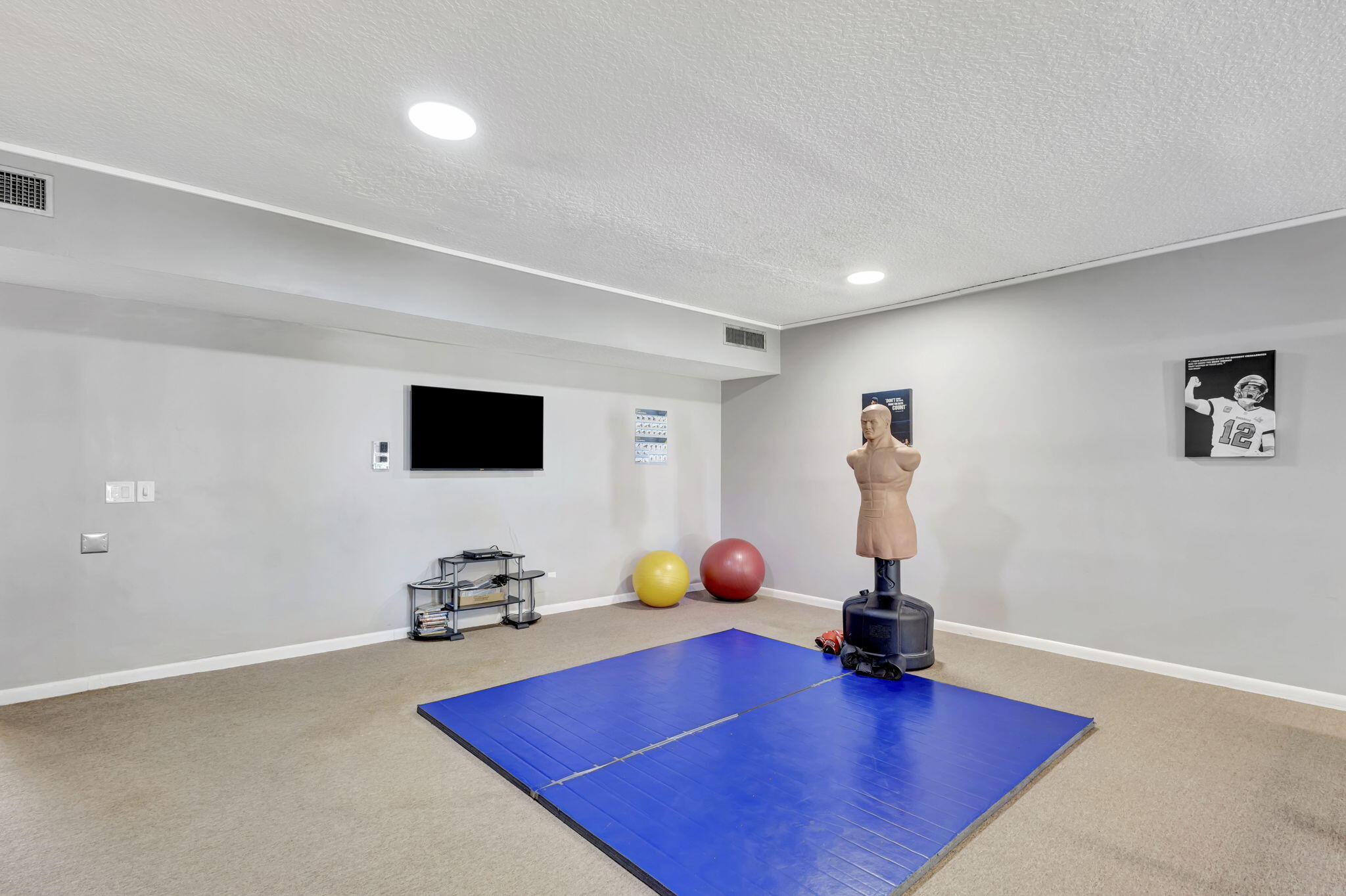 500 Executive Center Drive, Unit 3J West Palm Beach, FL 33401 - Photo 53 of 73 53-web-or-mls-5P1A2998