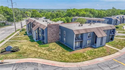 $9,600,000 | 13901 Grandboro Lane, Grandview, MO 64030