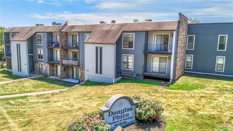 $9,600,000 | 13901 Grandboro Lane, Grandview, MO 64030