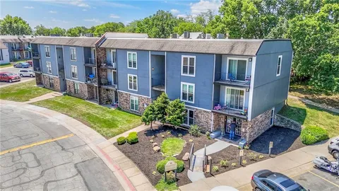 $9,600,000 | 13901 Grandboro Lane, Grandview, MO 64030