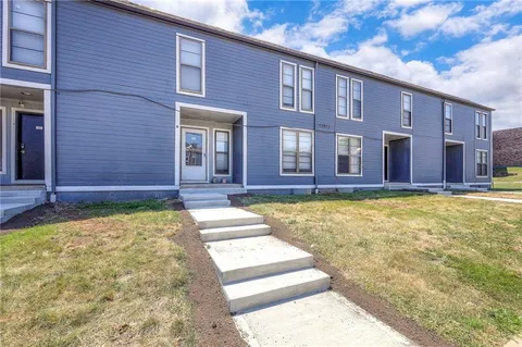 $9,600,000 | 13901 Grandboro Lane, Grandview, MO 64030