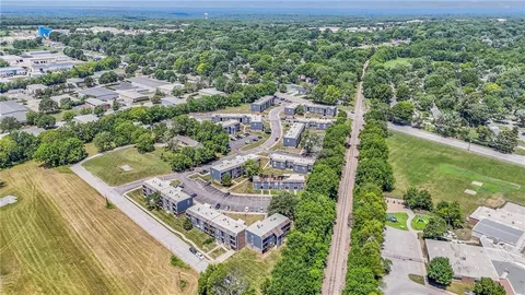 $9,600,000 | 13901 Grandboro Lane, Grandview, MO 64030