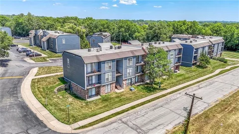 $9,600,000 | 13901 Grandboro Lane, Grandview, MO 64030