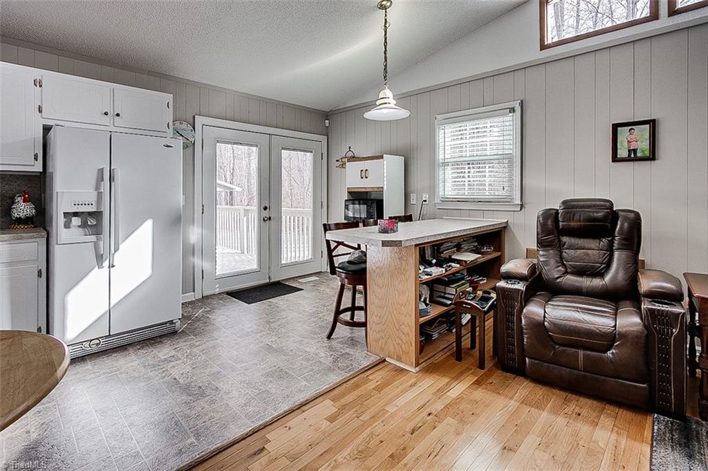 404 Kennedy Farm Road South Trinity, NC 27370 - Photo 8 of 29 Living Room,Dining