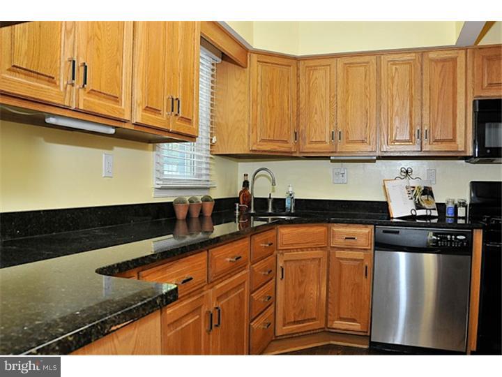 61 Forest Road Springfield, PA 19064 - Photo 8 of 25 Kitchen