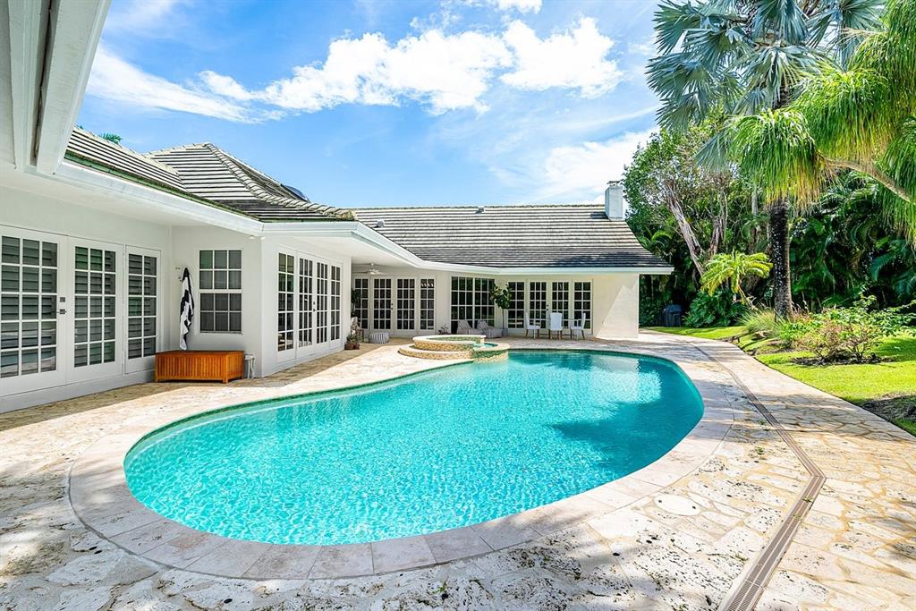 17844 Scarsdale Way Boca Raton, FL 33496 - Photo 29 of 38 a view of a house with swimming pool and porch