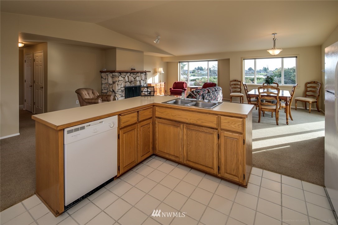 8200 Chehalis Road Blaine, WA 98230 - Photo 10 of 25 Gallery Image 10