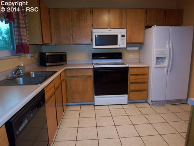 1785 Winnebago Road Colorado Springs, CO 80915 - Photo 6 of 19