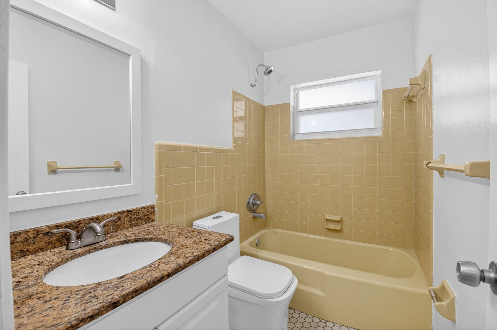 2267 Northeast 3rd Avenue Boca Raton, FL 33431 - Photo 26 of 38 Secondary Bathroom