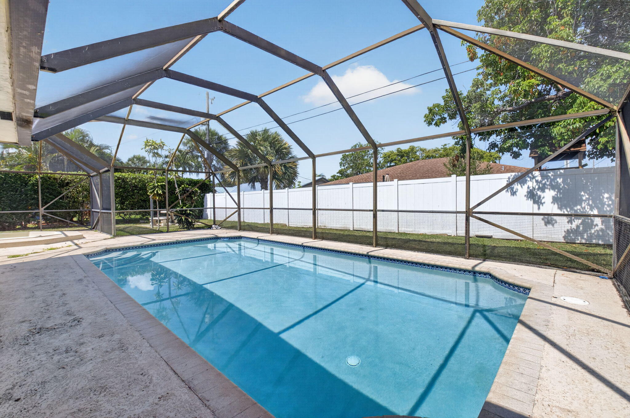 2267 Northeast 3rd Avenue Boca Raton, FL 33431 - Photo 34 of 38 13-web-or-mls-DSC_2043