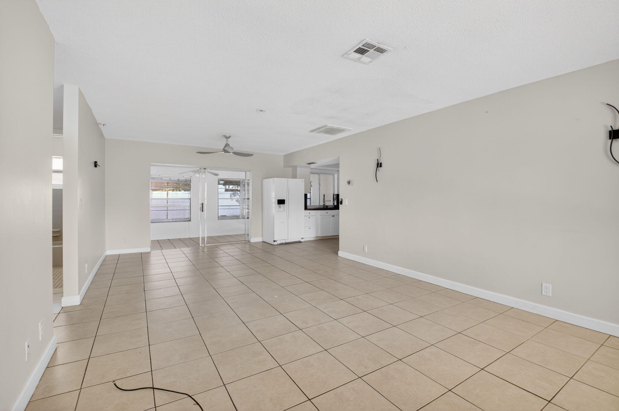 2267 Northeast 3rd Avenue Boca Raton, FL 33431 - Photo 6 of 38 15-web-or-mls-DSC_2057