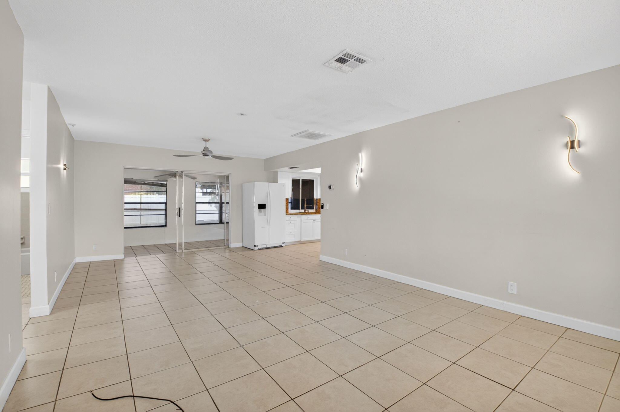 2267 Northeast 3rd Avenue Boca Raton, FL 33431 - Photo 9 of 38 26-web-or-mls-DSC_2149