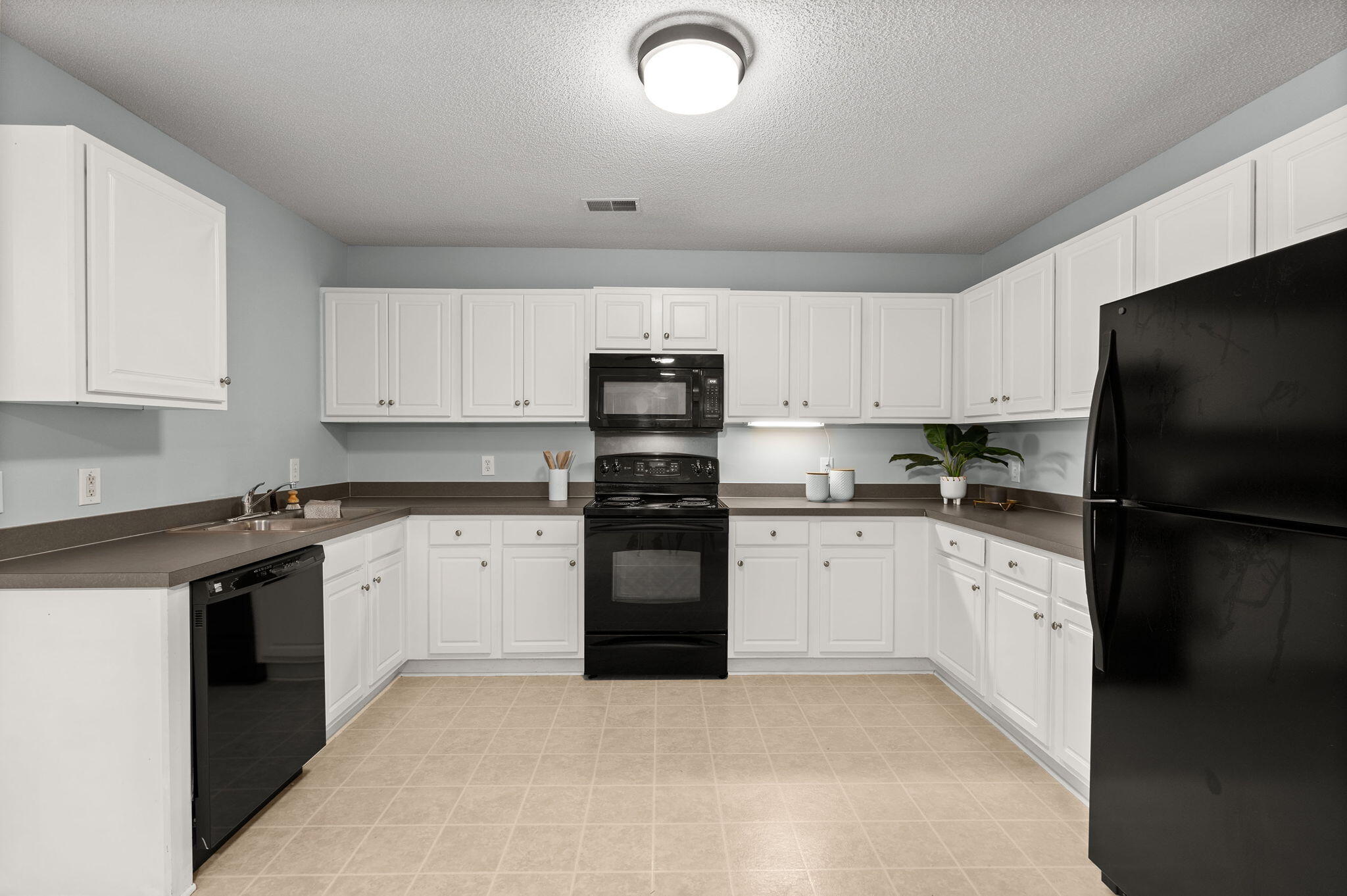 103 Tyron Road Summerville, SC 29483 - Photo 13 of 29 10